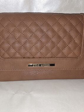 Steve Madden Quilted Brown with Gold Logo